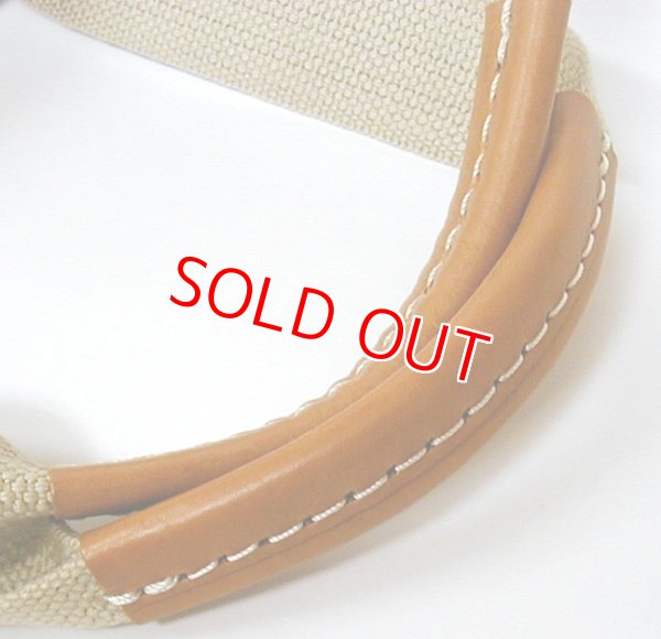 革の色:キャメル