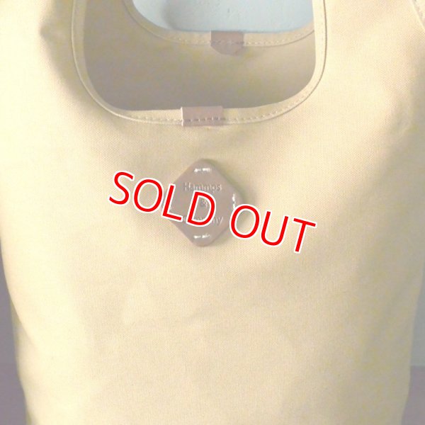 革タグの色　チョコ